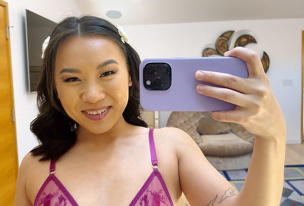 Kimmy Kimm Gets A Spanking From Her Step-Father Jules Jordan